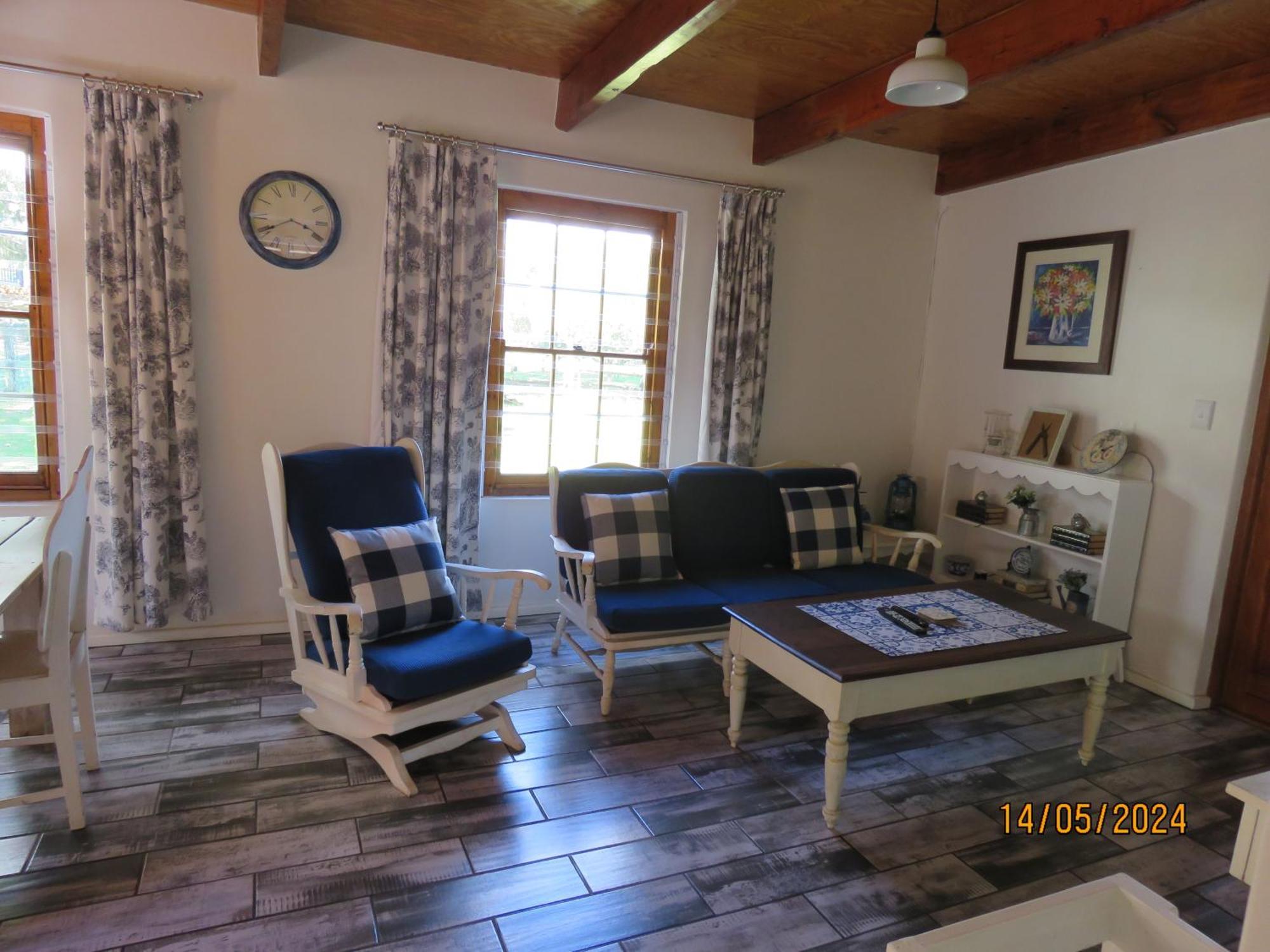 Town And Country Apartment Caledon Bagian luar foto